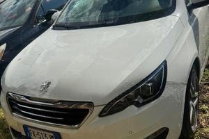 Peugeot 308 BlueHDi 120 S&S EAT6 Allure