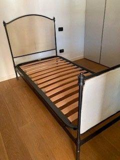 Letto Singolo in Ferro Battuto con Rete a Doghe