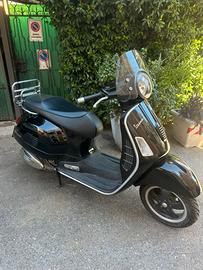 Vespa gts 300