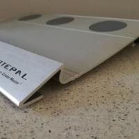 Cooler Master base per notebook in alluminio