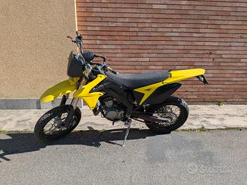 Suzuki Valenti SM 50 