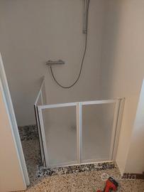 Box doccia disabili 