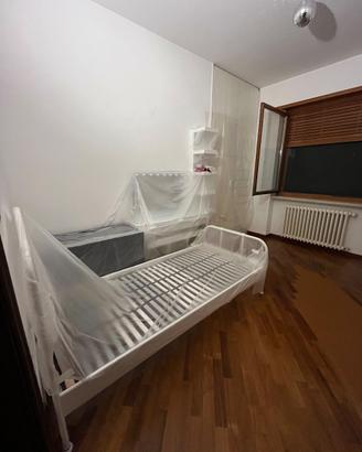Coppia di letto Ikea Sagstua