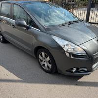 Peugeot 5008 1.6 VTi 120CV Premium 7 POSTI