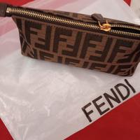 pochette Fendi 