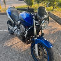 Honda hornet 900