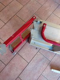 Scala a ribalta in alluminio