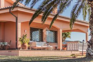 VILLA SINGOLA A CERVETERI