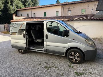 Opel Vivaro 9 posti 2008