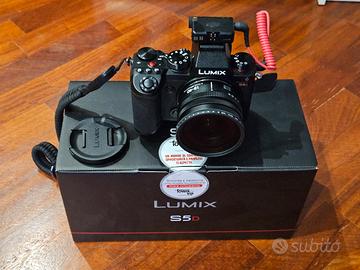 Panasonic Lumix S5D  + 4 anni di garanzia Fowa


