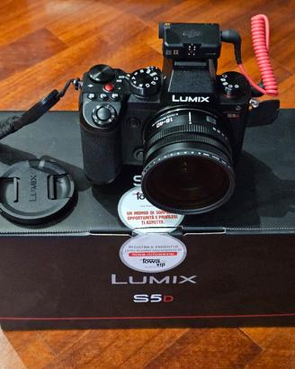 Panasonic Lumix S5D  + 4 anni di garanzia Fowa

