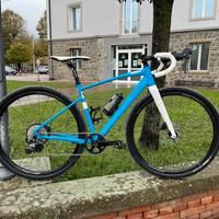 🌾 739 – FHEDRA OMBRA GRAVEL 🚴♂️