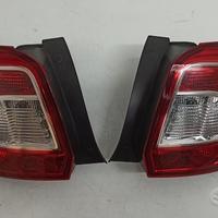 Fanalino stop dx o sx dacia sandero 2016