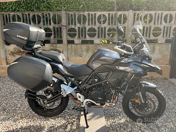Benelli Trk502x + Borse Shad