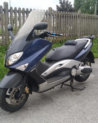 Yamaha T Max - 2001