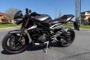 Triumph street triple 765rs