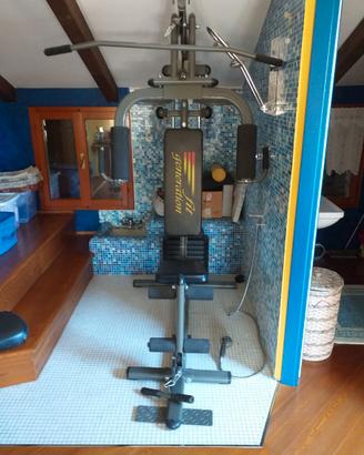 macchina per il potenziamento muscolare