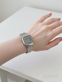 Casio Orologio digitale da donna - silver