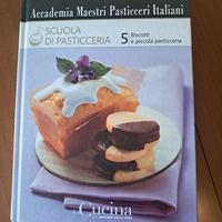 libro di pasticceria 