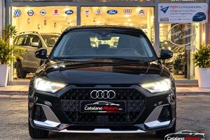 Audi A1 citycarver 30 TFSI Identity Contrast