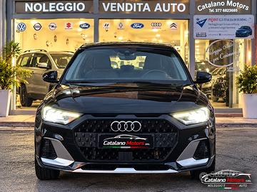 Audi A1 citycarver 30 TFSI Identity Contrast