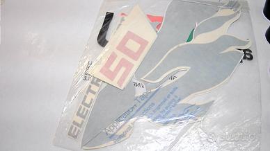 DECALCO ADESIVI FIANCATINE TUAREG APRILIA 8211346