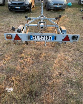 Carrello porta barca
