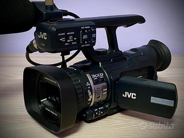 Videocamera JVC GY-HM100  come nuova !!