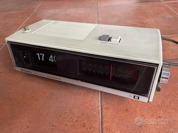 SONY Solid State DIGIMATIC FM/AM Digital clock ra