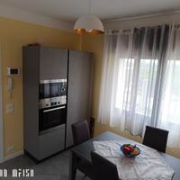 Tv Sud 2,5 Km dal Centro-ampia abbinata 4 camere