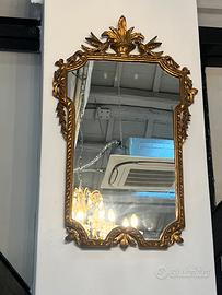 SPECCHIO VINTAGE CON CORNICE IN LEGNO
