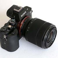 Sony alpha 7 (5000 scatti) + 28-70mm sony