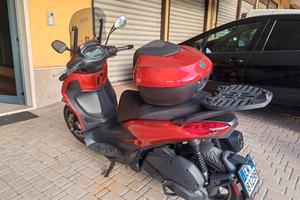 Beverly 300
