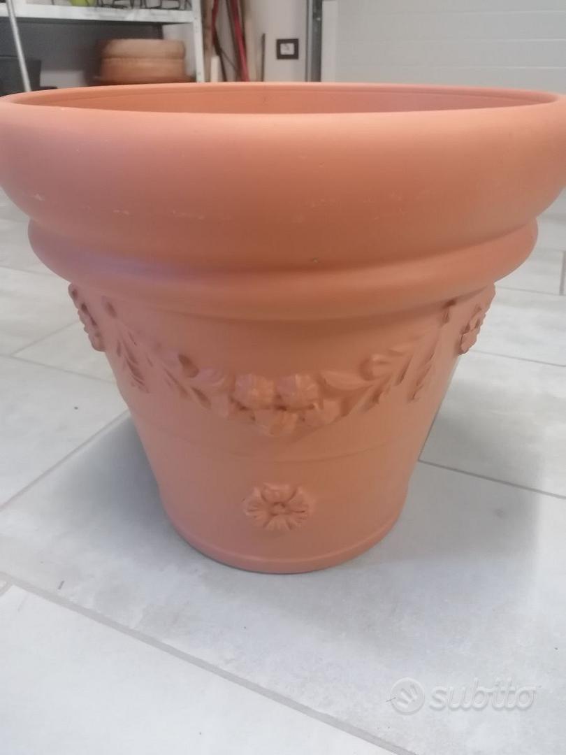 Vasi in terracotta COME NUOVI mai usati Giardino e Fai da te In