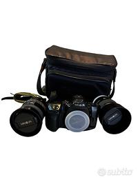 Macchina fotografica reflex Minolta Dynax 500 si