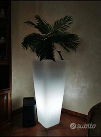 Vaso luminoso in resina 