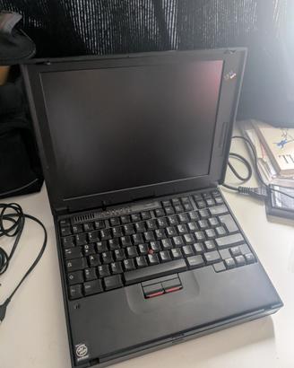 IBM thinkPad 380d  vintage compuer