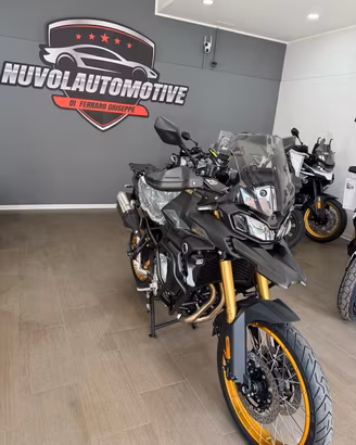 Voge Valico 900 black knight a rate da 100 al mese