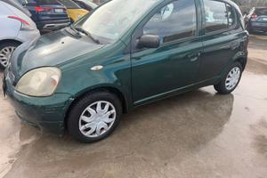 TOYOTA YARIS 2002