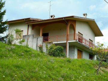 VILLA INDIPENDENTE - vista e spazi ideali per l...