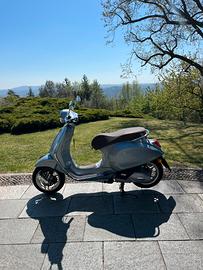 vespa primavera 125