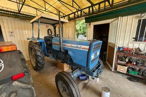 TRATTORE LANDINI 6830