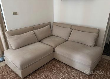 Divano beige IKEA