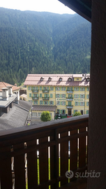 Grazioso bilocale vista lago zona centro