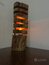 Lampada in legno di olivo fatta a mano Eriarte