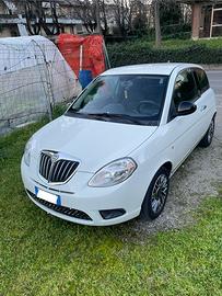Lancia Ypsilon 1.3 diesel 75 cv 2011 125.000 km