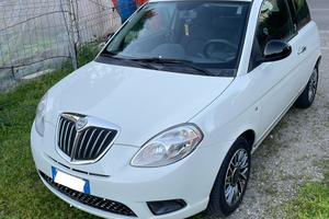 Lancia Ypsilon 1.3 diesel 75 cv 2011 125.000 km
