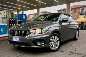 FIAT TIPO 2016 SI NEO PATENTATI