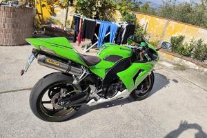 Kawasaki zx10r 