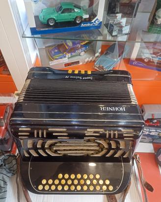 fisarmonica Hohner super Suisse 4